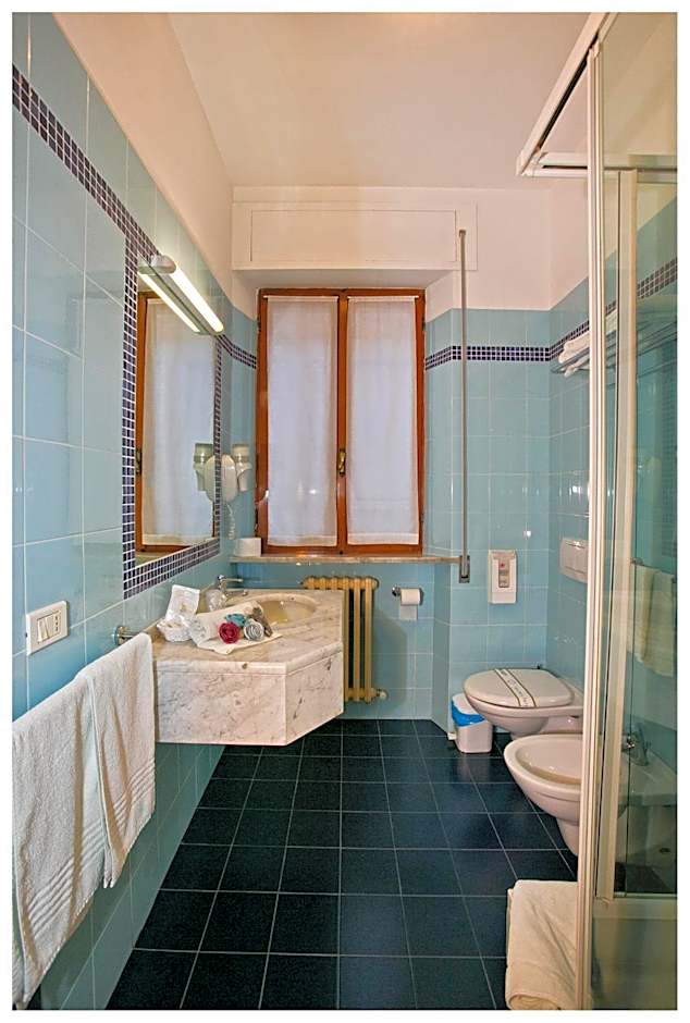 Hotel lo Squalo