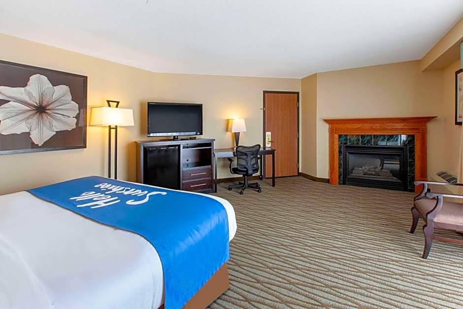 Days Inn by Wyndham Petoskey