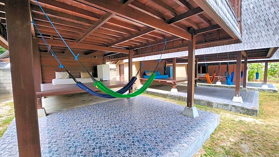 Suka Beach Bungalow
