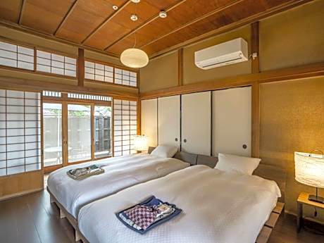 Premier Twin Room