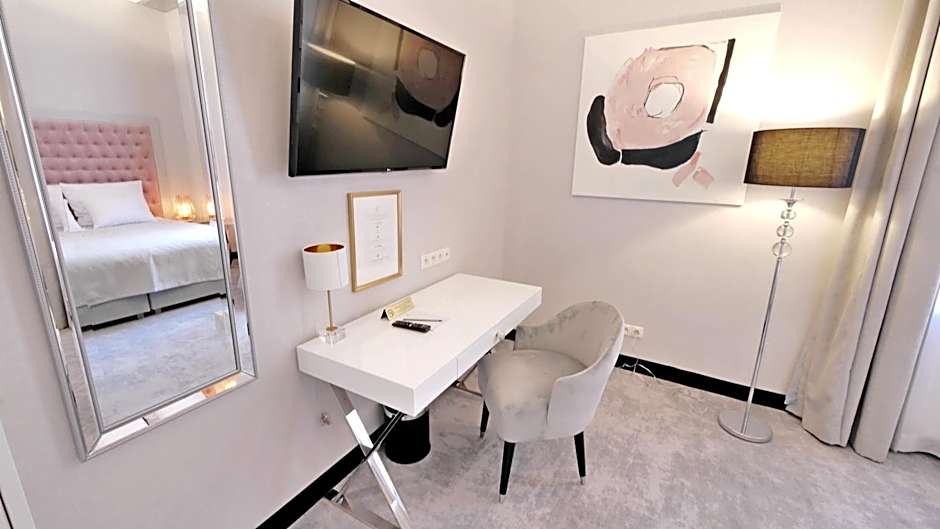 SZEWSKA 22 BOUTIQUE