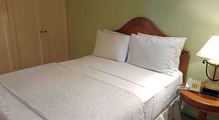 Sophia Suites Residence Hotel