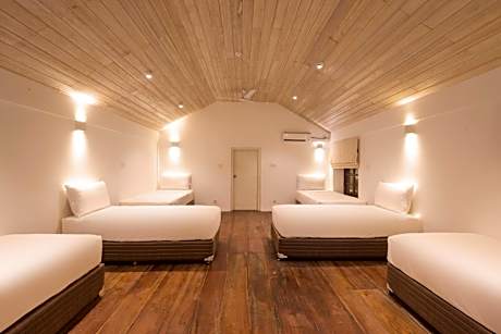 Bed in 6-Bed Mixed Dormitory Room