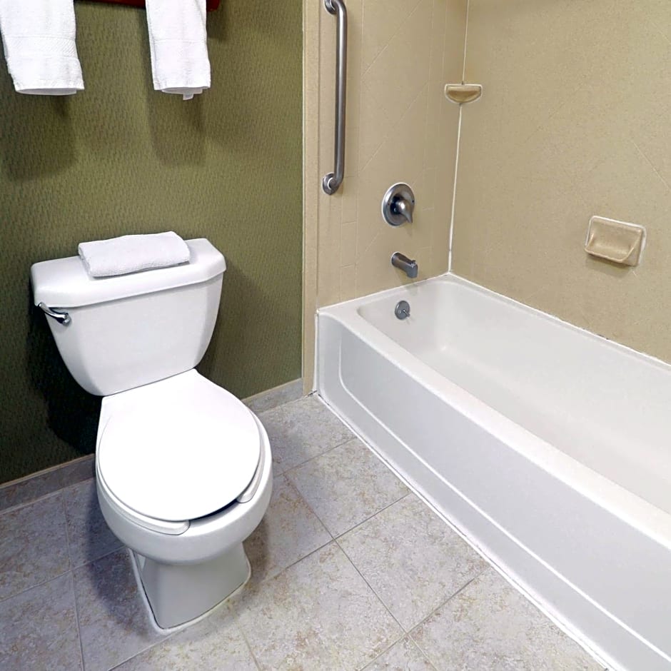 Hampton Inn By Hilton Reynosa
