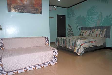 Studio with Sofa Bed