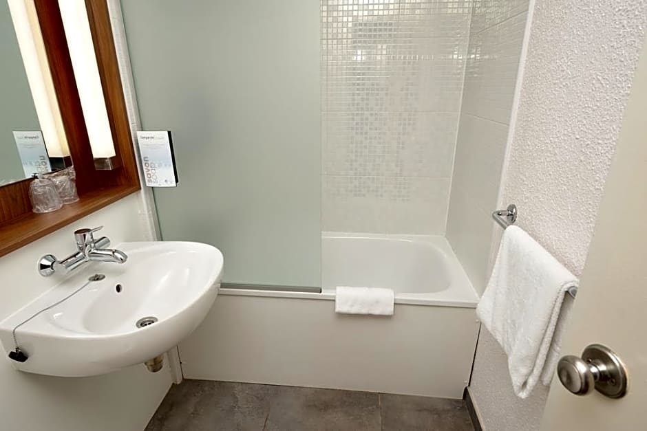 Hotel Campanile Toulouse - Blagnac Aeroport
