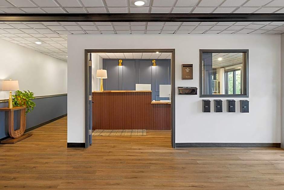 Hotel Vervana, Trademark Collection by Wyndham