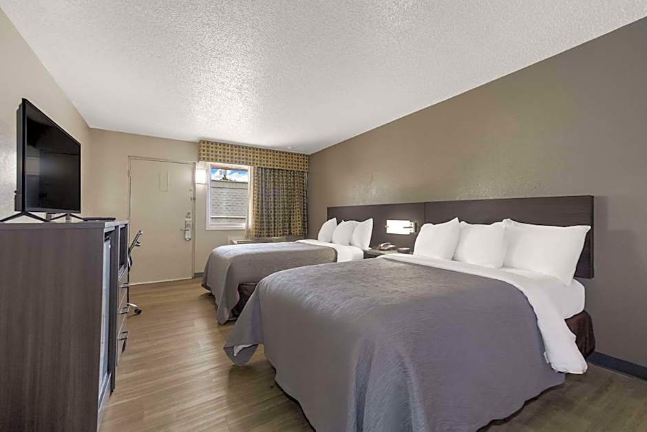 Quality Inn Charleston - West Ashley
