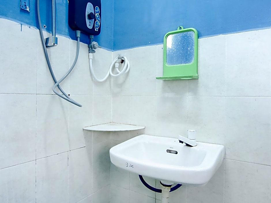 OYO 89684 Mawaddah Inn Stay