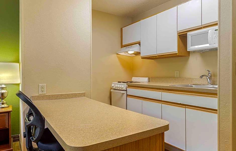 Studio 6 Suites Greenville, SC - Haywood Mall