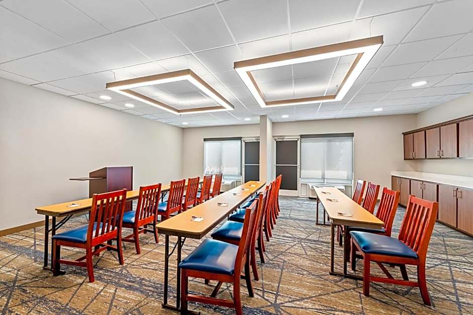 Holiday Inn Express & Suites Sylva - Western Carolina Area By IHG