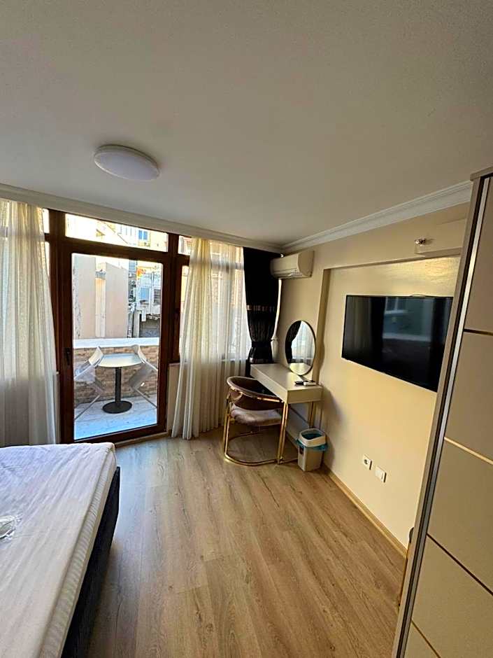 New Hotel Harbiye Studio