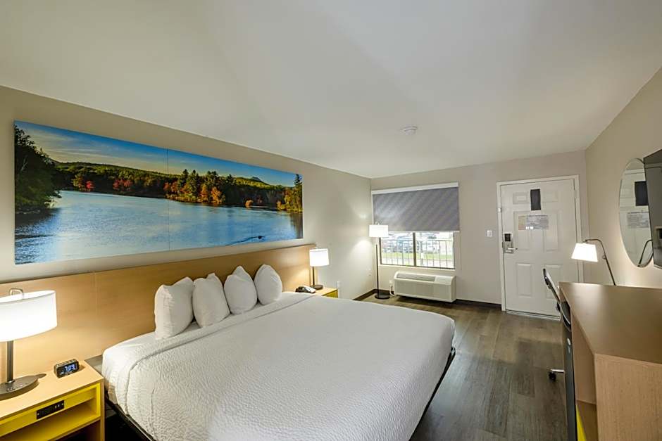 Days Inn & Suites by Wyndham Bossier City - Casino Area