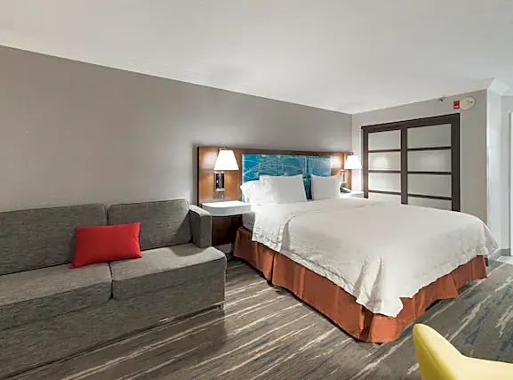 Hampton Inn & Suites Chicago/Hoffman Estates