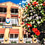 Queen Hotel