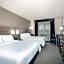 Holiday Inn Express & Suites Manhattan By IHG