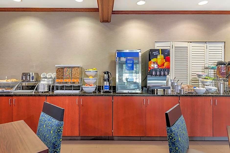 Comfort Suites Grandville