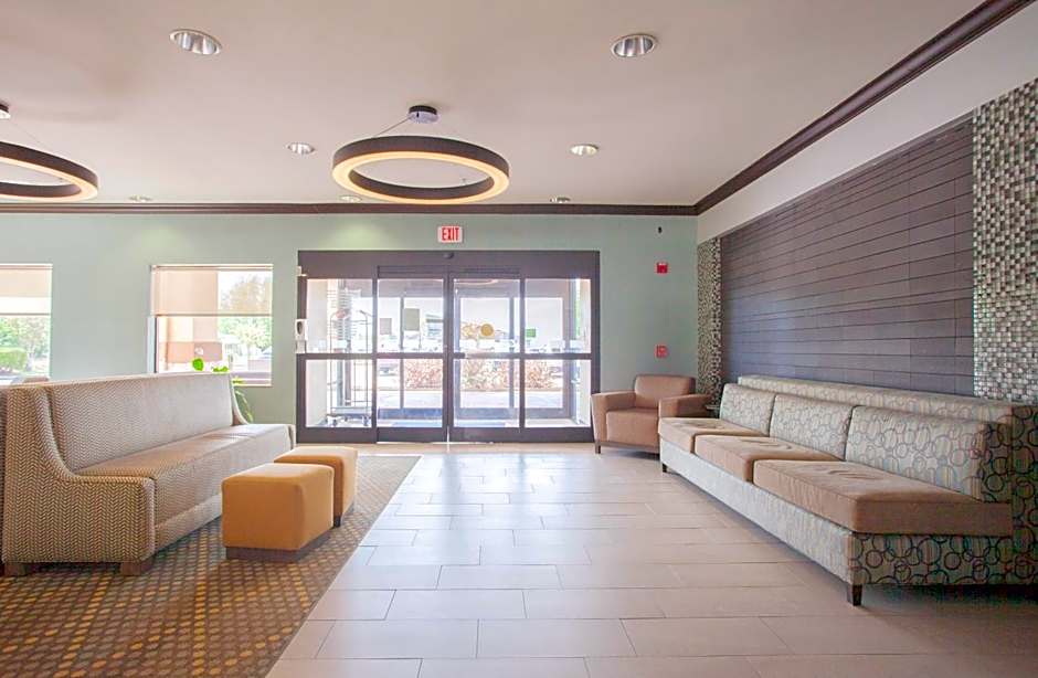 Holiday Inn & Suites Houston North Spring By IHG