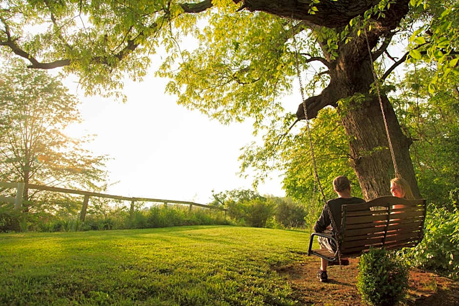 The Inn & Tavern at Meander