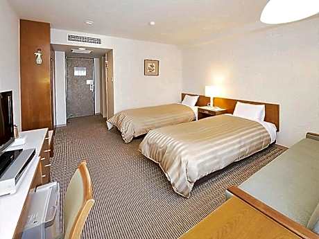 Standard Twin Room - Non-Smoking