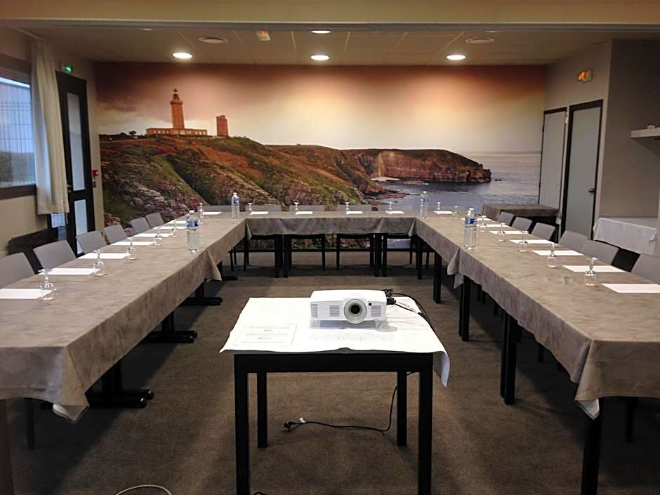 The Originals City, Hotel Les Caps, Saint-Brieuc Est (Inter-Hotel)