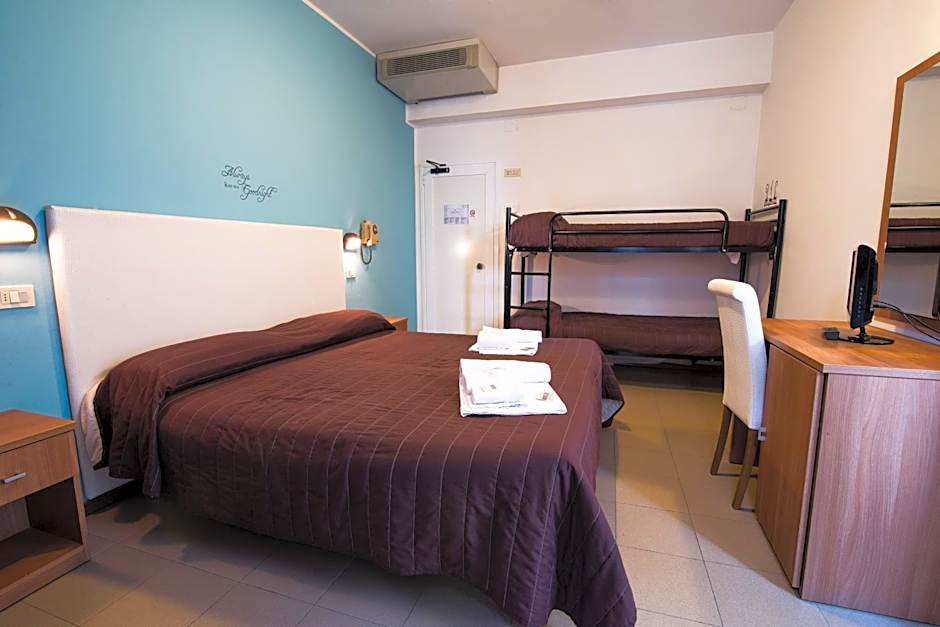 Hotel Vela D'Oro