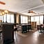 Hampton Inn By Hilton Des Moines Airport