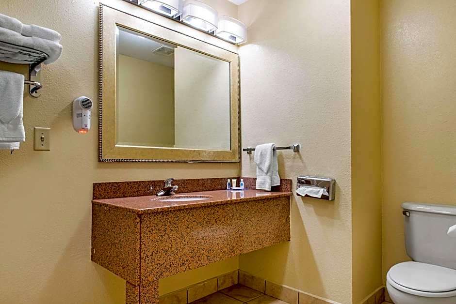 Quality Inn Jacksonville near I-72
