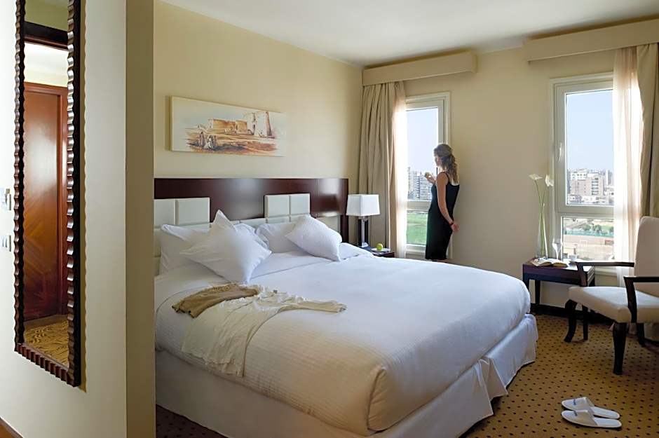 Barcelo Cairo Pyramids