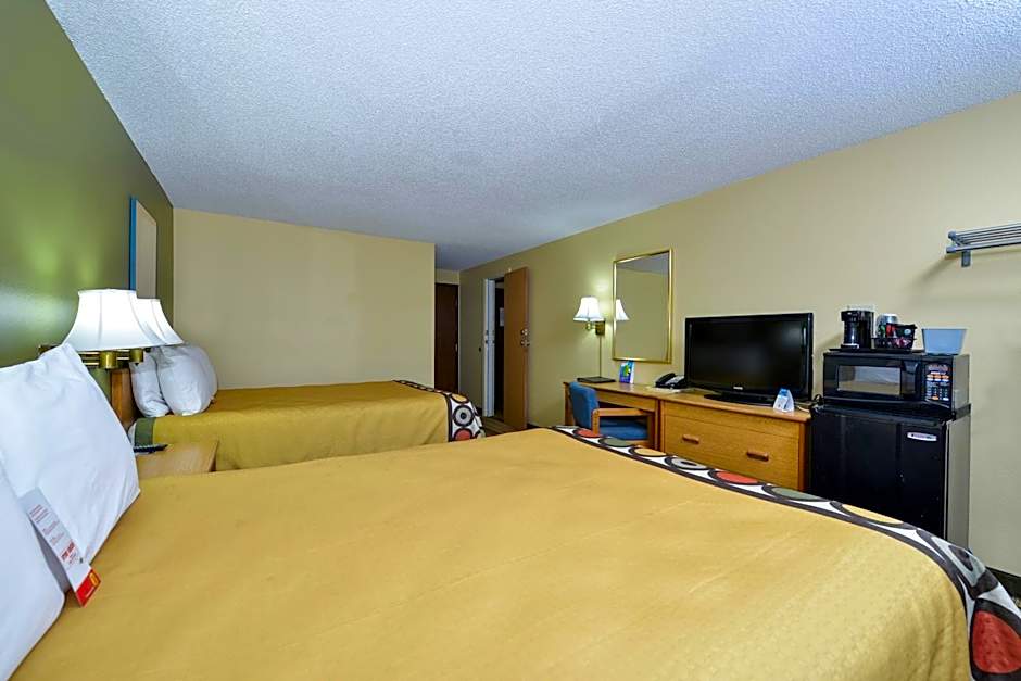 Super 8 by Wyndham Minot Airport