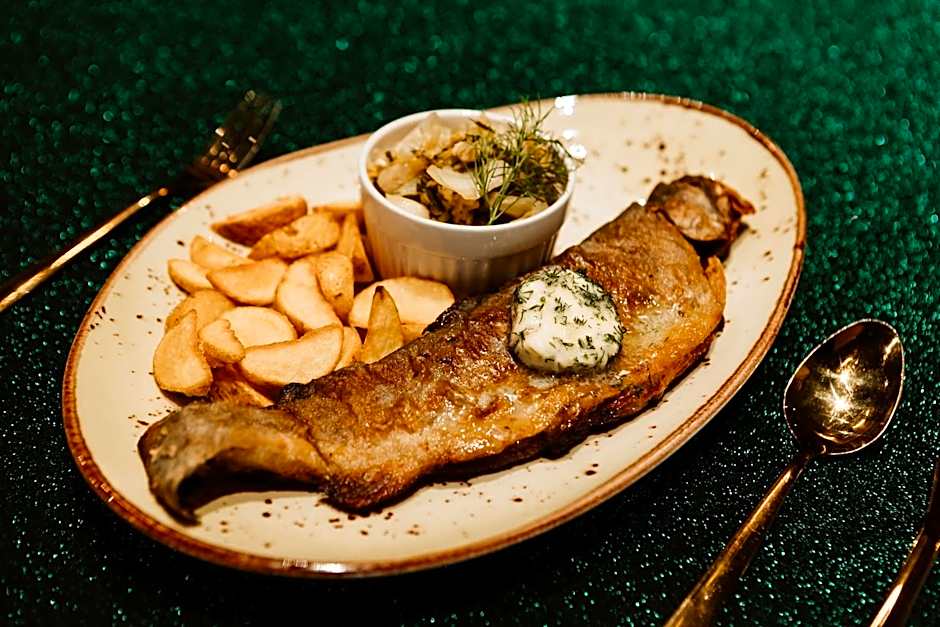 Hotel Przystań Przy Lesie