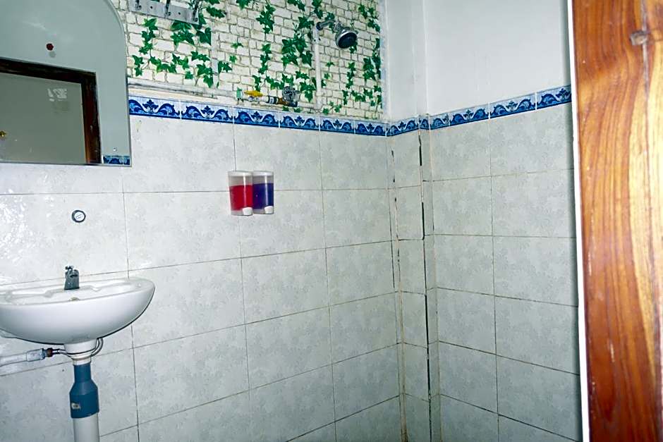 Tarsan Homestay