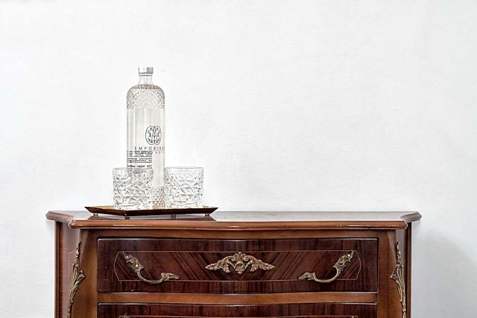 Emporikon Athens Hotel