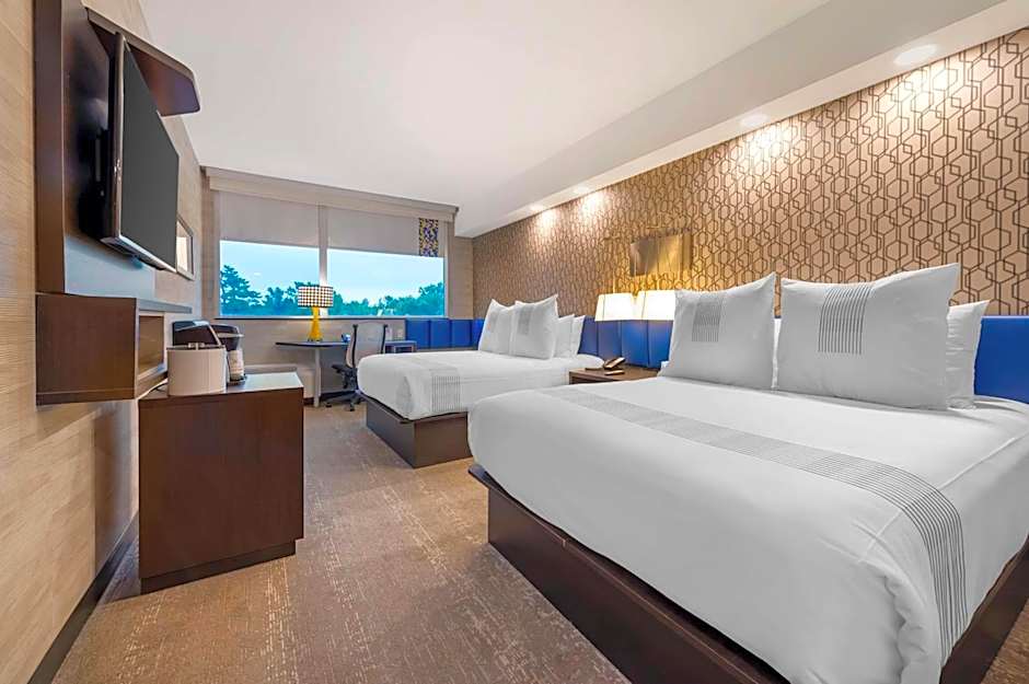 GLo Best Western Kanata Ottawa West