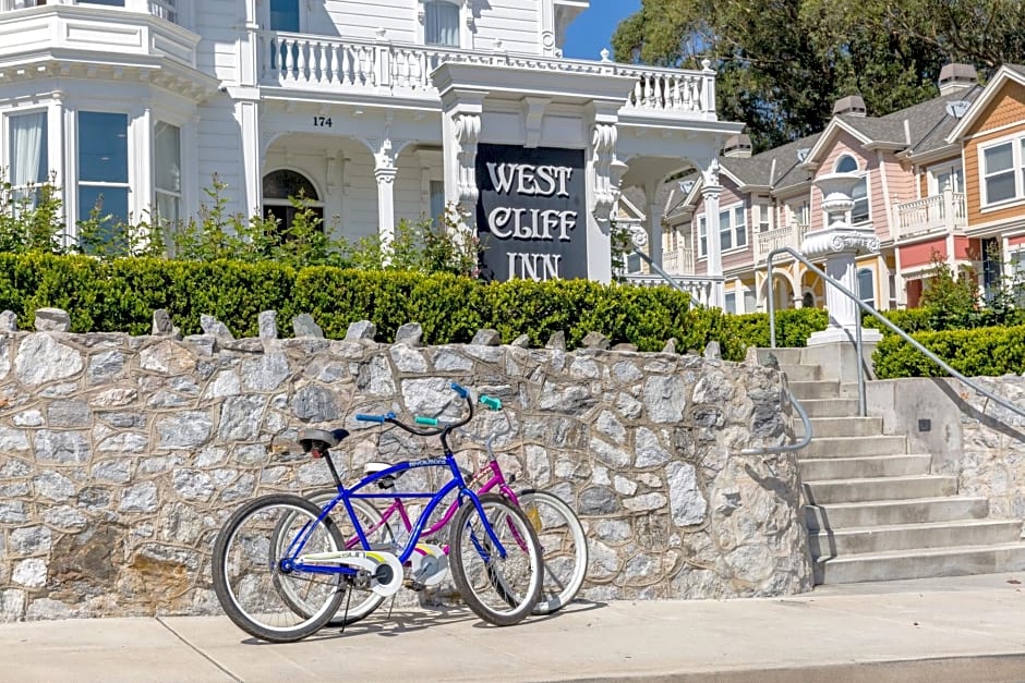 West Cliff Inn, A Four Sisters Inn