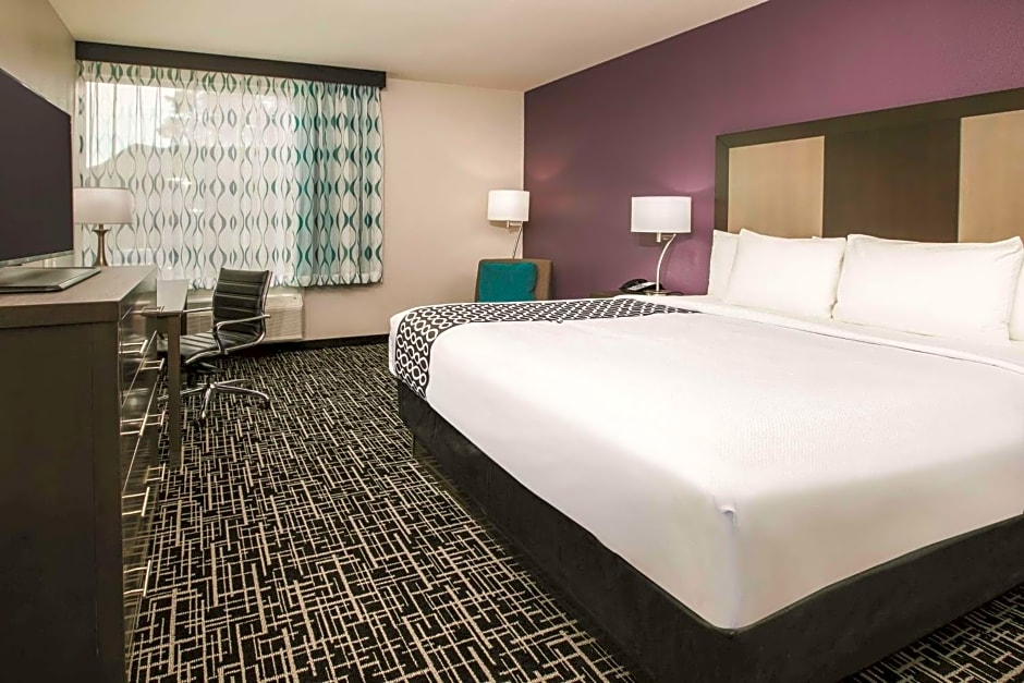 La Quinta Inn & Suites by Wyndham Dallas - Richardson