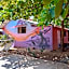 TamaHostel & Glamping
