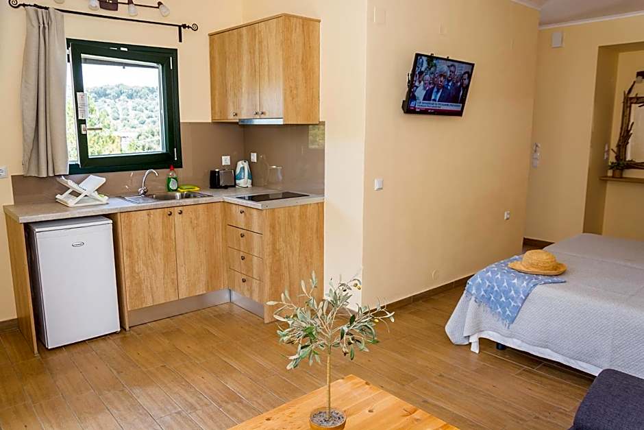 Donatos Apartments & Studios