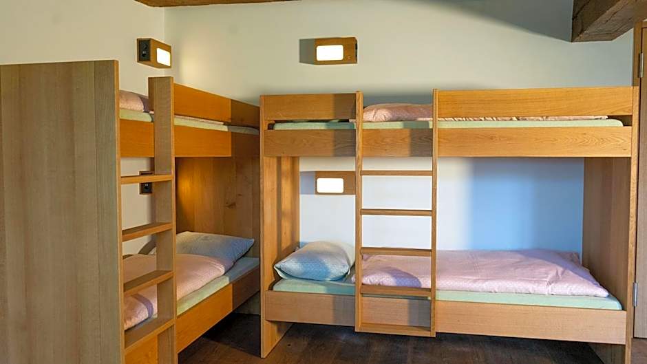 Schloss Burgdorf Youth Hostel