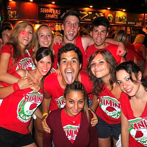 Sunflower City Student Hostel & Bar