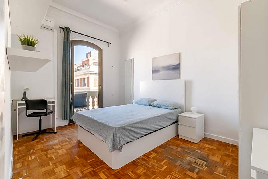 Balmes Private Rooms