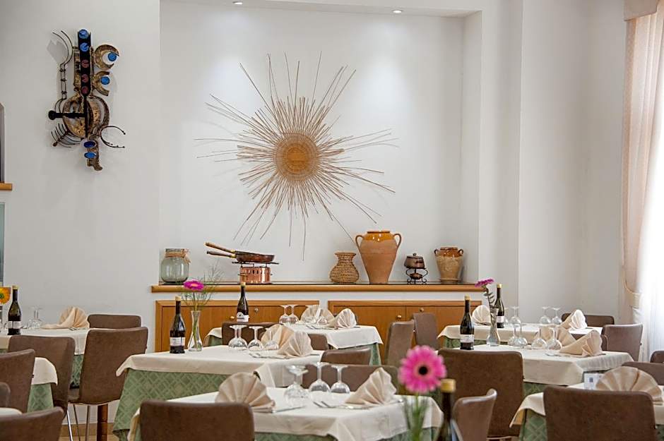 Joli Park Hotel - Caroli Hotels