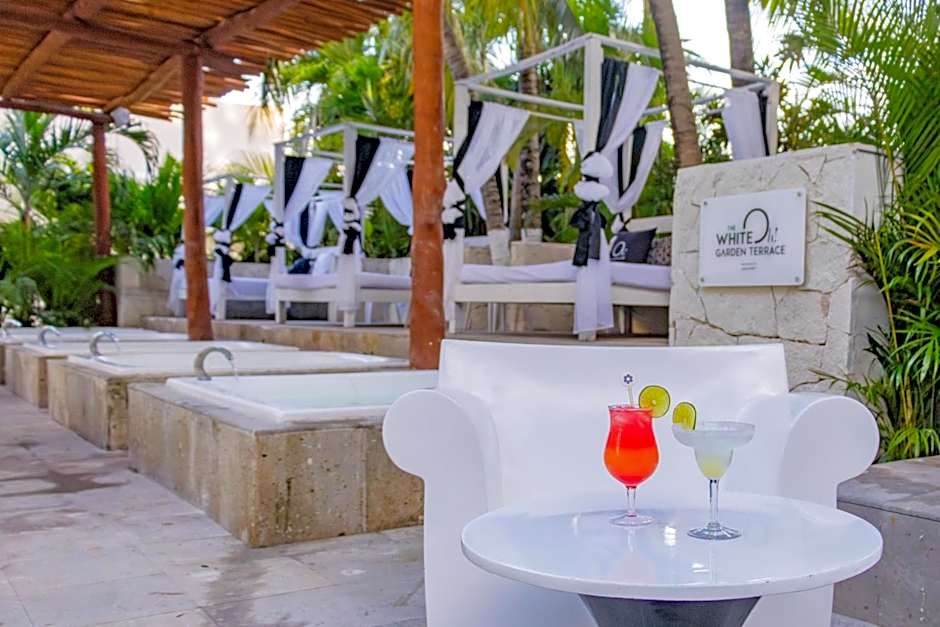 Oh! The Urban Oasis - Adults only