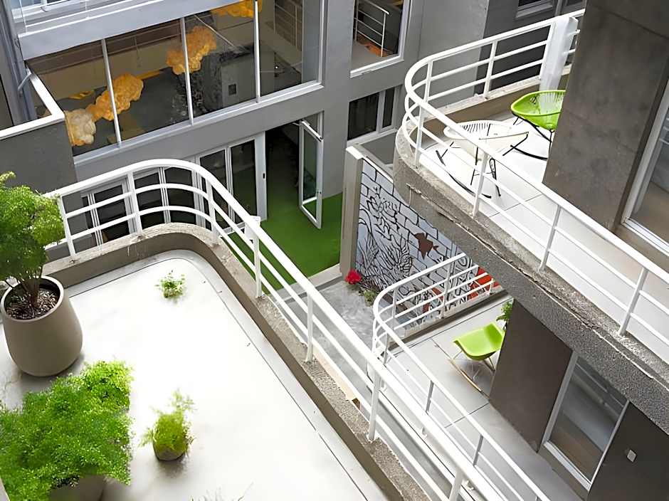 OwlStay Flip Flop Hostel Garden