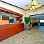 Americas Best Value Inn & Suites Warren Detroit