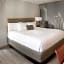 Hotel Saint Clair - Magnificent Mile