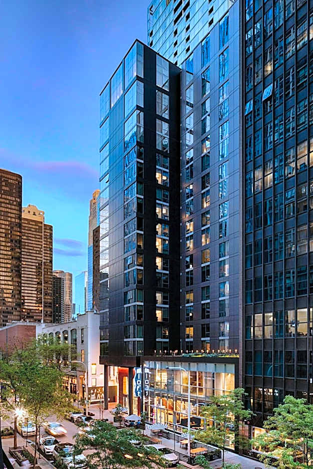Aloft Chicago Mag Mile
