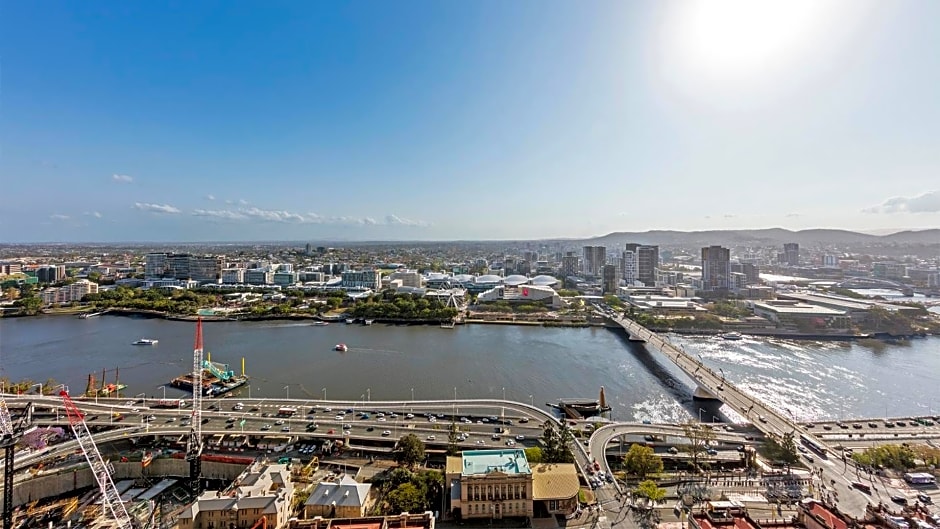 Oaks Brisbane Casino Tower Suites