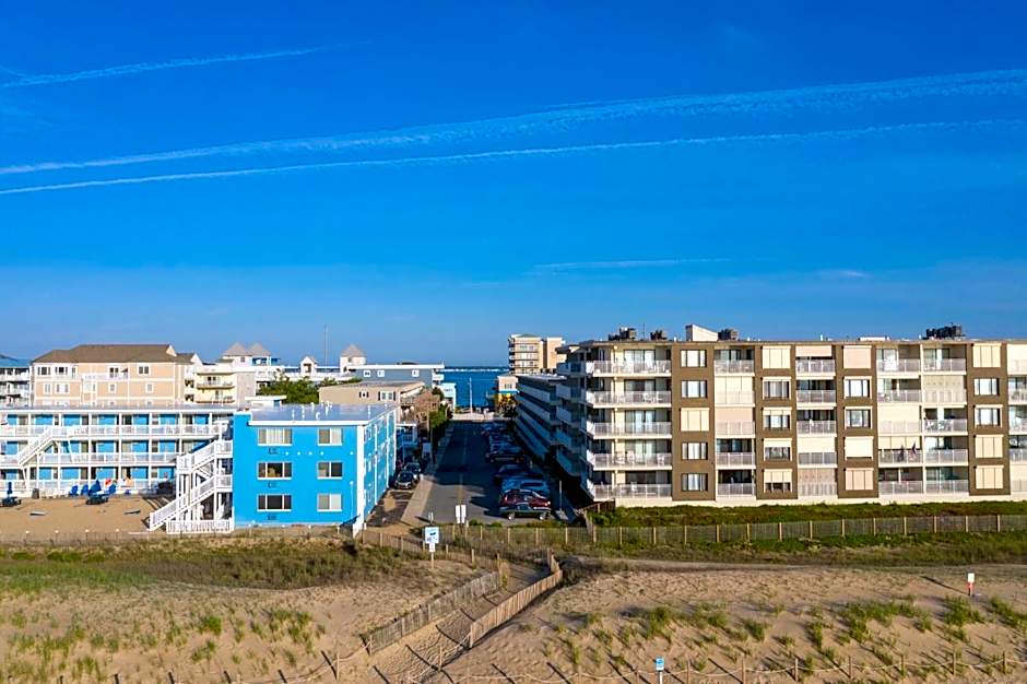 Ocean Block Condo 100 Steps From the Beach