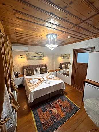 Double Room with Spa Bath